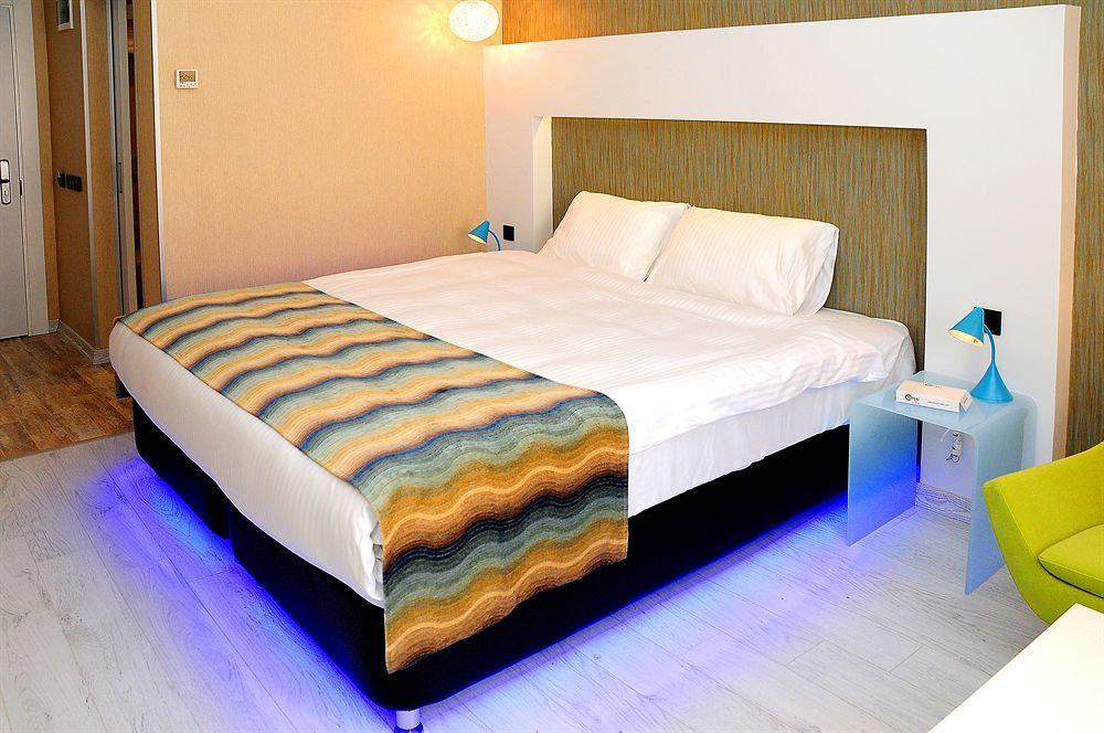 Tempo Hotel 4Levent Стамбул Екстер'єр фото